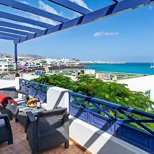 https://dorado-center-close-to-the-beach-playa-blanca.in-canary-islands.com