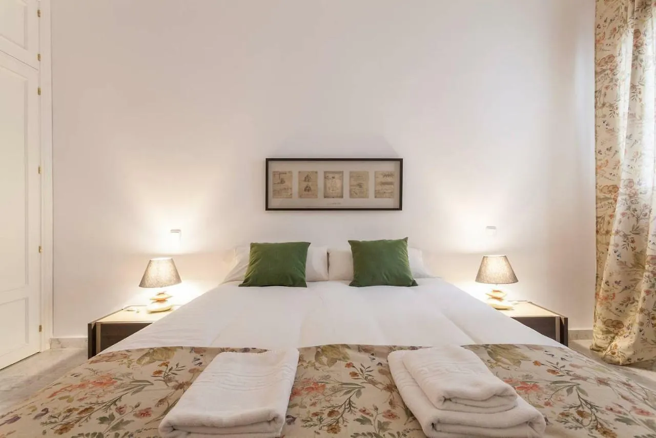 Go To Sevilla Cathedral Apartment Seville